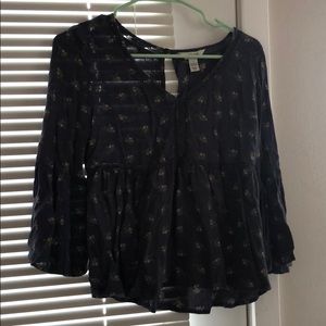 Arizona Jean Co. Flower Top